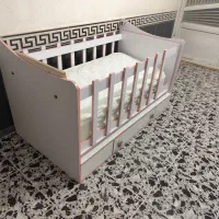 گهواره|تخت و صندلی بچه|بوکان, |دیوار