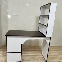 میز ناخنکار+شلف لاک ژل|آرایشگاه و سالنهای زیبایی|لنجان, |دیوار