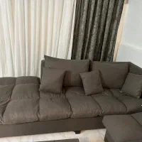 به دلیل مهاجرت میز ارایشی و مبل با هم 27 میلیون