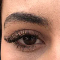 کاشت تخصصی مژه با بهترین قیمت