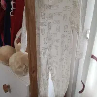 لباس و کلاهو کفش نوزادی