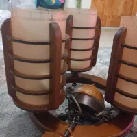 لوستر چوبی به همراه یک عدد دیوار کوب