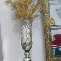 گل وگلدان
