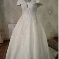 لباس عروس|لباس|ری, دیلمان|دیوار