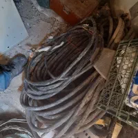 مقداری کابل ۱۶×۴ مسی و تعدادی کلید اتومات ۱۰۰امپر