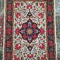 فرش دستباف گلسرخ