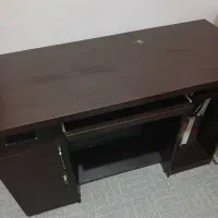 میز تحریر و مکالمه