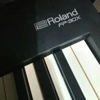 پیانو دیجیتال رولند fp30x