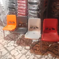 صندلی پلاستیکی پایه فلزی مدل شاهین
