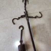 قپان قدیمی تقرییا 1 متری
