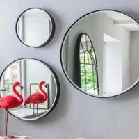 آینه‌ گرد و بیضی و دفرمه با قیمت‌های عالی