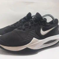 کتونی های استوک اورجینال والیبال بسکت.۳تا۵تومان|کیف، کفش، کمربند|بوشهر, |دیوار