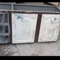 ضدزنگ و رنگ در حیاط ساختمان کابینت سایبان و...