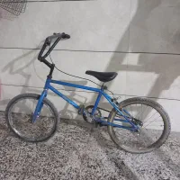 دوچرخه ۲۰ سالم و یک عدد ۲۶