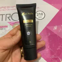 لوازم کار ناخن|آرایشگاه و سالن‌های زیبایی|اسفراین, |دیوار