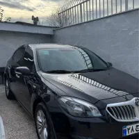 برلیانس ۳۲۰ موتور بزرگ