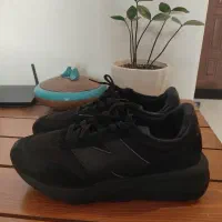 کتانی اورجینال نیو بلنس NB سایز ۴۲.۵