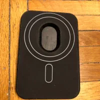 جاکارتی ( ولت ) آیفون