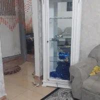 ویترین محکم سالم