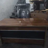 میز مدیریت همراه با صندلی|مبلمان اداری|صدرا-فارس, فاز ۱|دیوار