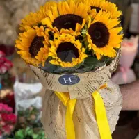 دسته گل آفتابگردون بقچه ایی