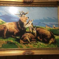 تابلو،راویز ‌‌،پنجره دوجداره،تخت،زیر تلویزیون بوفه