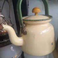 کتری زرد قدیمی