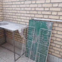 سینک . چهارپایه آهنی . میر مرغ فروشی|آب‌چکان و نظم‌دهنده ظروف|اصفهان, همت‌آباد|دیوار