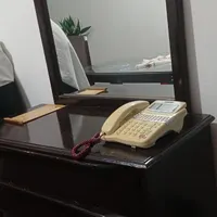 آینه و کنسول