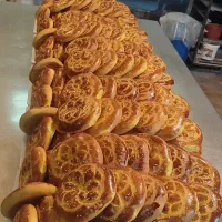 به یک شاطر فقط جهت شیرینی جات