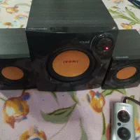 اسپیکرmicrolabسالم
