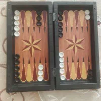 تخته نردوشطرنج.. لاکی مشکی پشتش هم تصویر شطرنج
