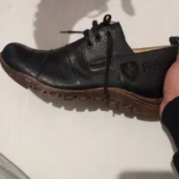 دو عدد کفش اورجینال|کیف، کفش، کمربند|شیراز, شهرک مفتح|دیوار