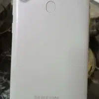 یک دستگاه گوشی سامسونگ a11