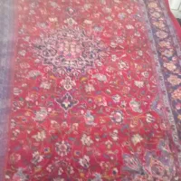 دوعدد فرش لری