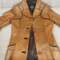 پوشاک زنانه