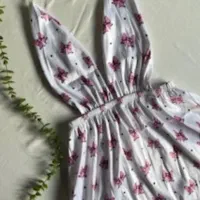 لباس ست|لباس|بروجن, |دیوار