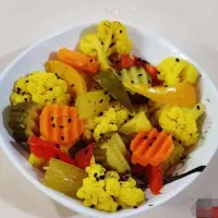 انواع و اقسام ترشی جات و سبزیجات وسالاد|خوردنی و آشامیدنی|فولادشهر, مسکن مهر فولادشهر|دیوار