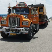 ماشین سنگین ماک کمرشکن|خودرو سنگین|اصفهان, قلعه طبره|دیوار