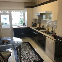 خانم نظافت چی