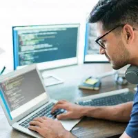 نصب انواع نرم‌افزار و خدمات کامپیوتری