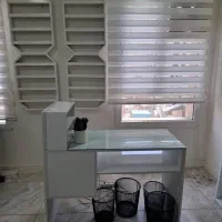 میز ناخن و استند لاک کاملا نو|آرایشگاه و سالنهای زیبایی|محمدشهر, محمدشهر|دیوار