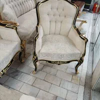 کارگر رنگ کار مبلمان حرفه ای و نیمه حرفه ای