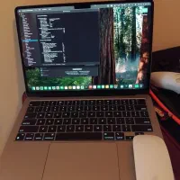 Macbook air M2 13.6 2022