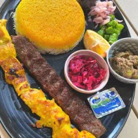 استخدام نیرو در کبابی