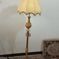 آپاژور ایستاده طلایی