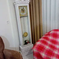 ساعت ایستاده سالم سفید|مبلمان خانگی و میز عسلی|نسیمشهر, |دیوار