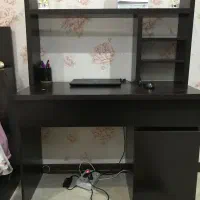 میز مطالعه و صندلی راحتیران