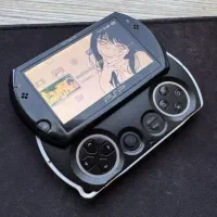 کنسول PSP GO16G در حد نو واقعی