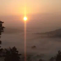 تعداد ۸عدد تخت فلزی سنگین در ابعاد متفاوت